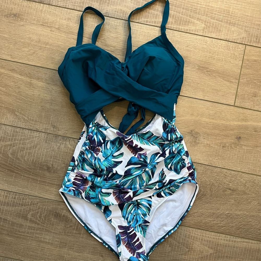 EOMENIE One Piece Push Up Cut out Swimsuit Teal Tropical Print Size Large NWT